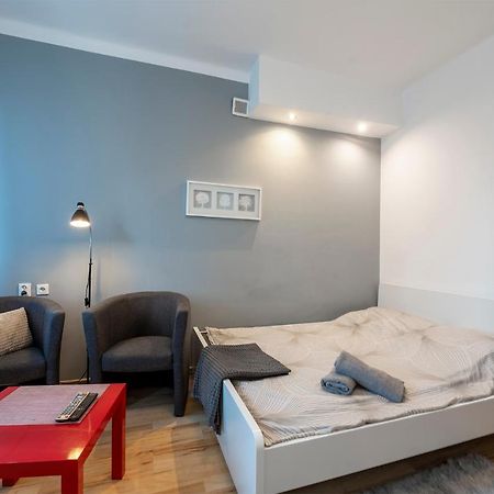 Cosy Studio In University District-Free Parking With Gate! Łódź Zewnętrze zdjęcie